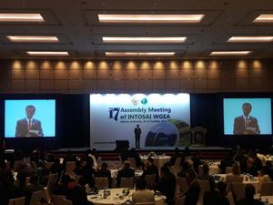 Hadir di BPK, Jokowi: Kita Perangi Praktik Illegal Fishing