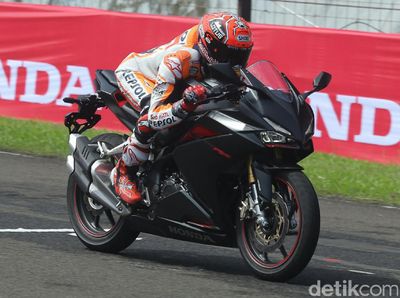 Marquez Geber Honda CBR250RR di Sentul