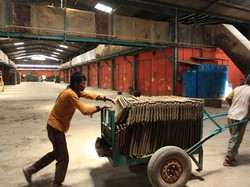 Manfaatkan Gas Bumi PGN, Genteng Majalengka Ini Diekspor Hingga ke Singapura