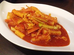 Berburu Bahan Masakan Korea di Mu Gung Hwa