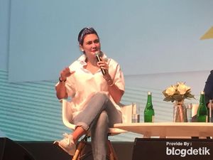 Galau Ditawari Film Horor dan Puteri Duyung, Luna Maya Pilih Berbisnis Fashion