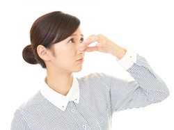 Bau Badan? Cobalah Atasi dengan 4 Racikan Lemon Ini