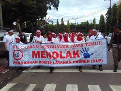 Bupati Emil Siap Sampaikan Aspirasi Dokter Soal Program Pendidikan Tambahan