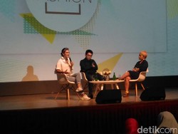 Luna Maya Berbagi Ilmu Kuliah Bisnis di dPreneur