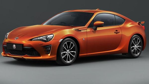 Toyota Segarkan Mobil Sport 86