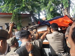 Lihat Langsung Razia PKL, Wagub Djarot Dicurhati Pedagang Soal Pungli