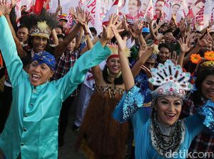 Relawan Sambut Ahok-Djarot