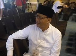 Cerita Wahidin-Andika Mondar-Mandir Menunggu Pengundian Nomor Urut