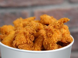 KFC Terbitkan Novel Kisah Cinta Romantis untuk Peringati Hari Ibu