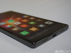 Duh! Layar Ponsel Xiaomi Mi Mix Mudah Pecah