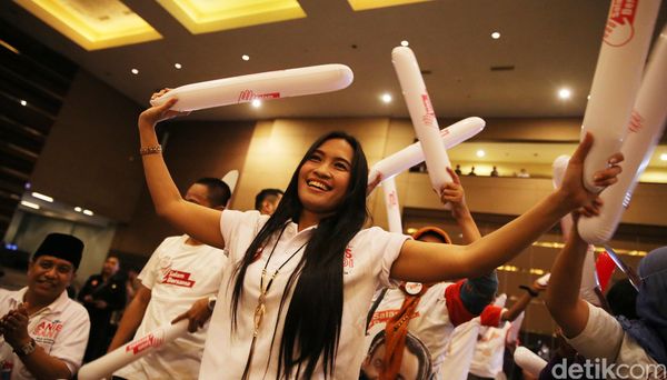 Gempita Pendukung Cagub DKI, Adakah Anda di Sini?