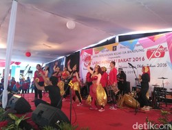 Saat Band Napi Elektra 19 Pukau Penonton dan Juri Lapas Mencari Bakat 2016