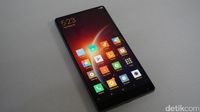 Lebih Dekat dengan Ponsel Tanpa Bingkai Mi Mix