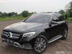 Menguji Mercy GLC 250, Si Mewah nan Tangguh