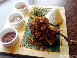 Holyduck: Menikmati Bebek Kampung Crispy dengan Aneka Sambal Khas Bali
