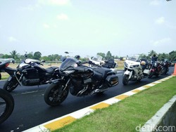 Sebelum Ngegas  dengan Moge dari Thailand-Malaysia, Latihan Safety Riding Dulu