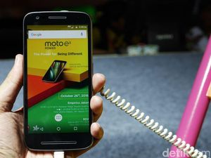 Moto E3 Power Bisa Diajak Hujan-hujanan