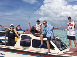 Satu Keluarga Lawan Dua Kanker