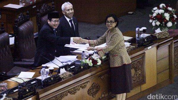 DPR Sahkan APBN 2017 Rp 2.080 Triliun
