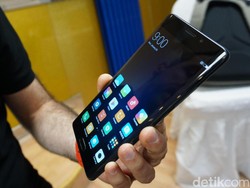 Xiaomi Mulai Pemanasan di Kandang Apple