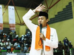 Maju Pilbup Bekasi, Mantan Buruh Ini Berani Lawan Ahmad Dhani