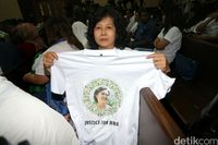 Pendukung Mirna dan Jessica Penuhi Sidang Vonis