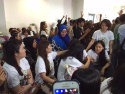 Jessica Divonis 20 Tahun: Kembaran Mirna Menangis, Pendukung Bersorak