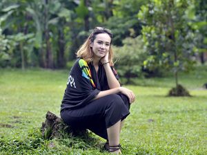 Pamela Bowie, Bengong Aja Tetap Cantik