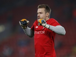 Mignolet Belum Menyerah Perjuangkan Posisi Kiper Utama