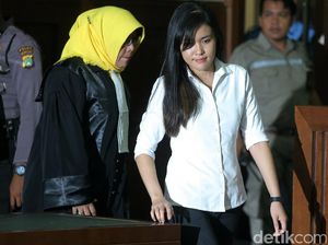 Jessica Wongso Bebas Bersyarat Hari Ini, Wajib Lapor Hingga 2032 Jessica Wongso Bebas Bersyarat Hari Ini, Wajib Lapor Hingga 2032
