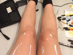 Viral, Foto Kaki Ini Terlihat Berkilau Atau Hanya Cat Putih?