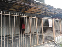 Menyaru Petugas PDAM, Empat Orang Bobol Rumah di Tambaksari