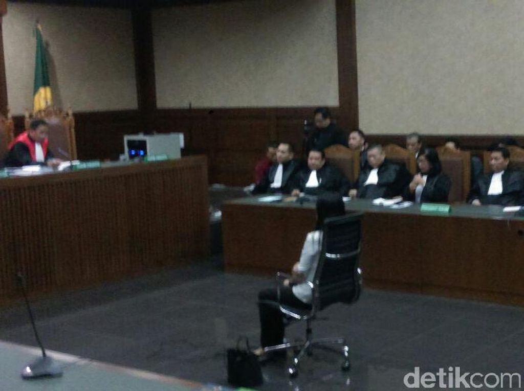 Pengunjung Sidang Jessica Ngantuk Dengarkan Pertimbangan Hakim