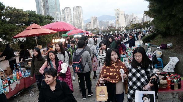 Begini Suasana Penonton di Busan One Asia Festival 2016