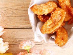 Punya Pisang? Yuk, Bikin Cucur Pisang dan Pangsit Pisang yang Legit untuk Camilan!