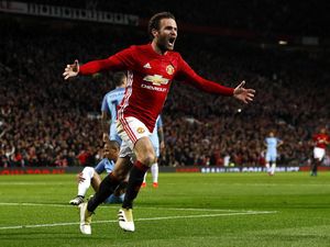 Mata Menangkan MU atas City