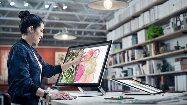 Surface Studio Tampil Seksi