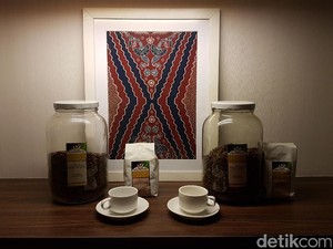 Unik! Kafe dengan Interior Batik Hadir di Jakarta
