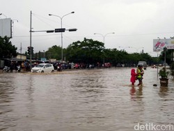 Kini Gedebage Bandung yang Kebanjiran hingga Selutut