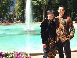 Bernyanyi Demi Indonesia dan Traveling Sampai ke Luar Negeri