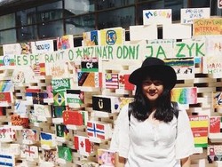 Bisa Traveling ke Polandia, Gadis Ini Wakili Indonesia di Organisasi Pemuda Dunia