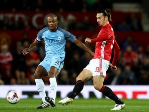 Ibrahimovic vs City: Babak Pertama Pakai Adidas, Paruh Kedua Kenakan Nike