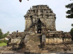 Candi Mendut yang Tak Kalah Bersejarah dari Borobudur