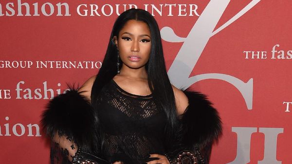 Penampilan Seksi Nicki Minaj