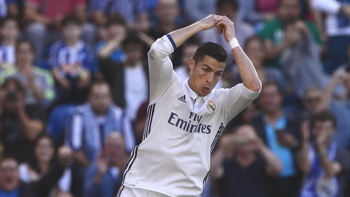 Ronaldo Hat-trick, Madrid Kalahkan Alaves 4-1