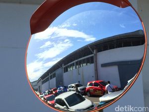 Honda Sebut Mobil LCGC yang Makin Mahal Adalah Wajar Honda Sebut Mobil LCGC yang Makin Mahal Adalah Wajar