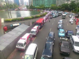 Tim Agus-Sylvi Sindir Pawai Ahok: Kita Sehat, Tak Perlu Bawa Ambulans