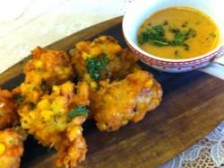 Bakwan Udang dan Sayuran Enak Buat Camilan, Bikin Yuk!