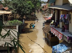Baleendah Bandung Kebanjiran, Ketinggian Air hingga 2 Meter