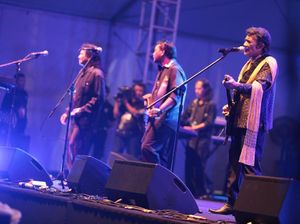 Soneta Dapat Saweran Uang Segepok, Berapa Jumlahnya?